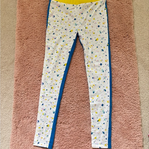 Kid’s leggings size 8 - Picture 4 of 10